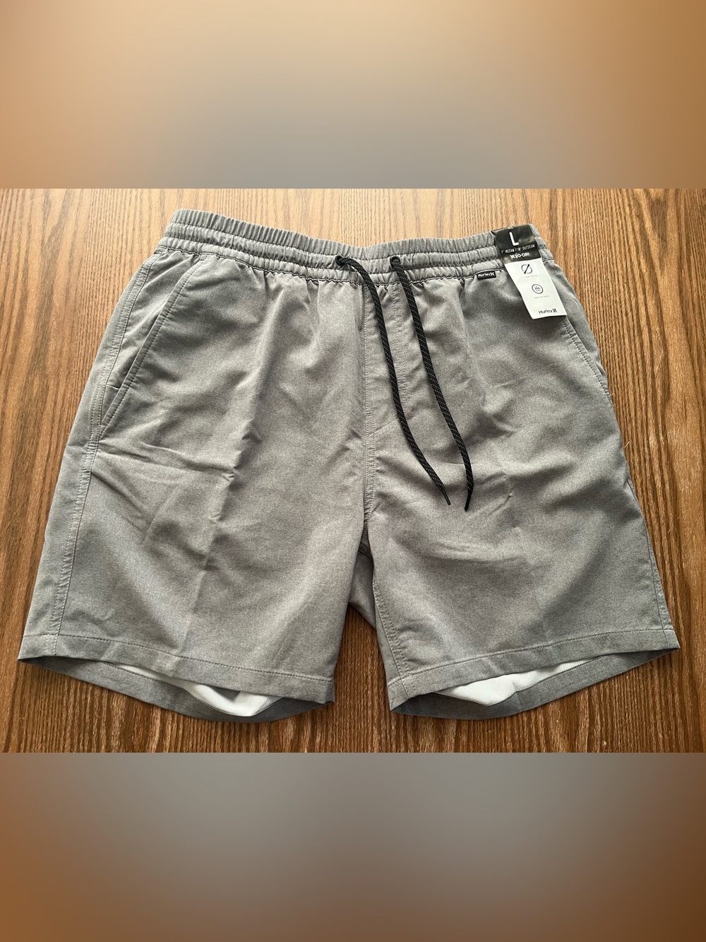 Hurley Men's Gray Athletic 7 inch inseam shorts size large